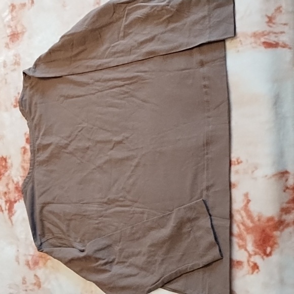 Koolaburra by UGG Long Sleeve Top w/ Pocket - Picture 9 of 10